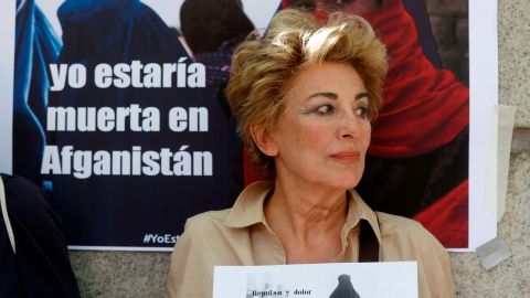 Protesta ayer en Madrid a favor de las mujeres afganas.