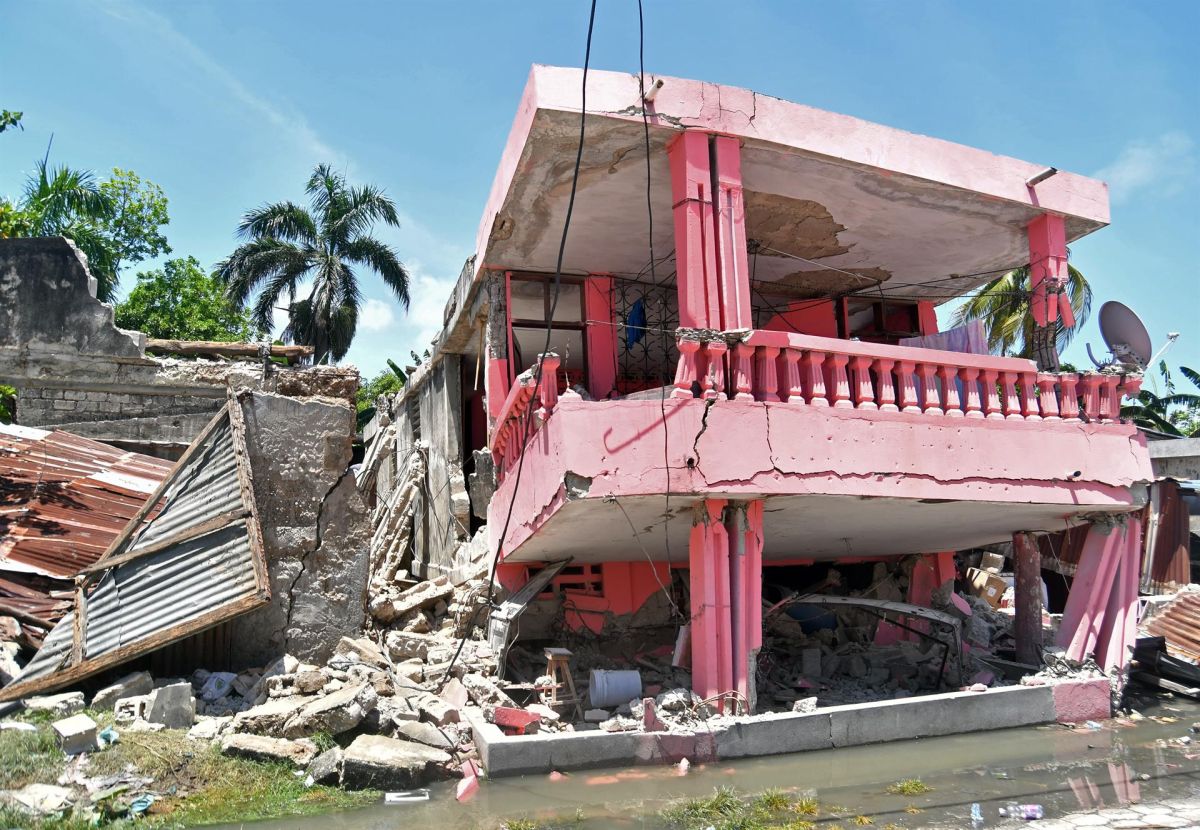 Earthquake in Haiti: There are more than 300 dead and more than 1,800 injured, with incalculable damage