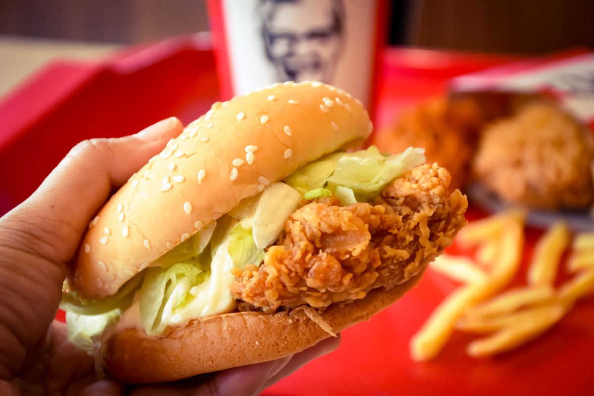 “I Regret Eating It”: How Eating a KFC Triple Burger Became Your Worst Nightmare