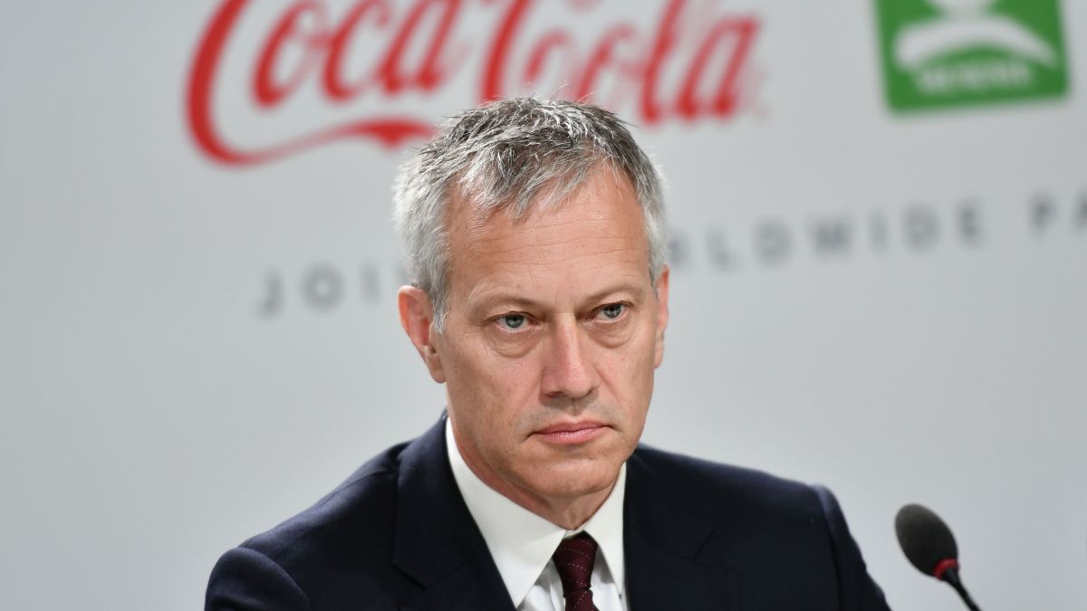 CocaCola's CEO earns $ 18 million a year, while common employees