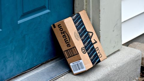 Información privada paquetes compras por Internet