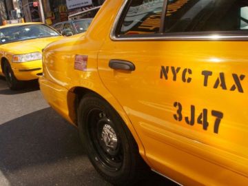 Taxi clásico de NYC.