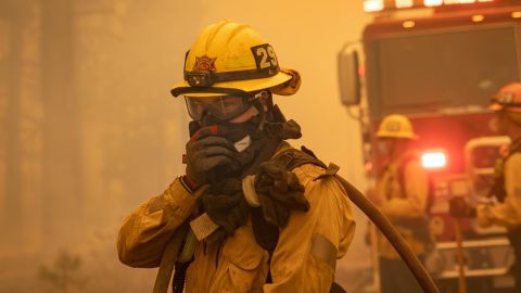 Incendio Caldor en California