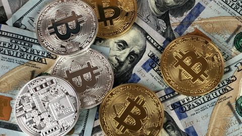 Las criptomonedas se popularizan cada vez más en muchos países.