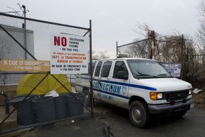 La Ciudad demanda al sindicato de oficiales de Rikers Island por ‘incitar’ el absentismo de personal