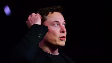 Elon Musk pelea con empresario mexicano por el registro de la marca StarLink