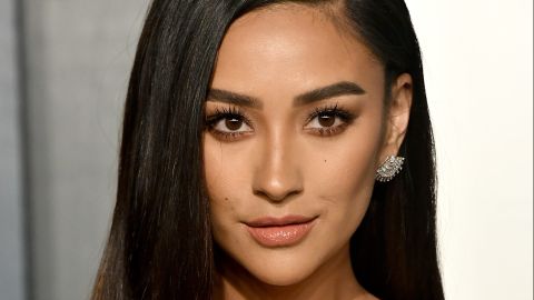 Conoce la nueva mansión de Shay Mitchell, estrella de "Pretty Little Liars", en Hidden Hills