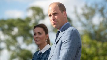 En la imagen el príncipe William junto a la duquesa de Cambridge.