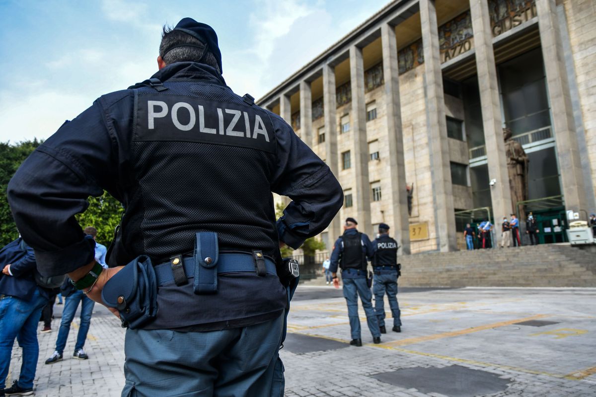 Policía arresta por error en Holanda a británico pensando que era narco  Matteo Messina Denaro, padrino de la Cosa Nostra - El Diario NY