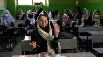 Afghan Girls Education: Kabul Giirls School Reopens After Coronavirus Break