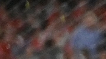 Manny Machado le llama la atención a Fernando Tatis Jr. durante el quinto inning del juego entre Padres y Cardinals.