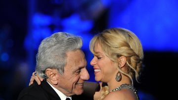 Shakira felicita a su papá por su cumpleaños 90.