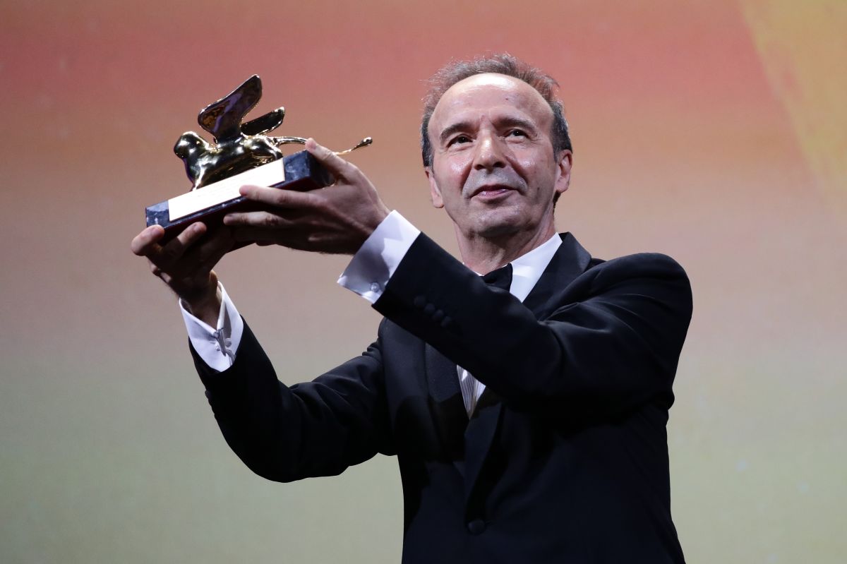 Roberto Benigni recibe el León de Oro honorífico del Festival de Venecia.