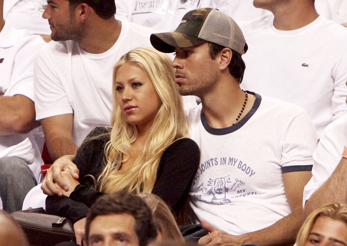 Enrique Iglesias’ sister reveals her family’s secrets in a new documentary