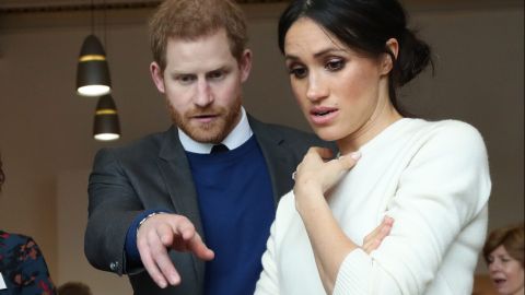 Meghan Markle junto a su príncipe Harry.