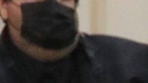 Jennifer Lopez llegó como una sexy vaquera: sombrero y escote hasta la cintura a la Met Gala 2021.