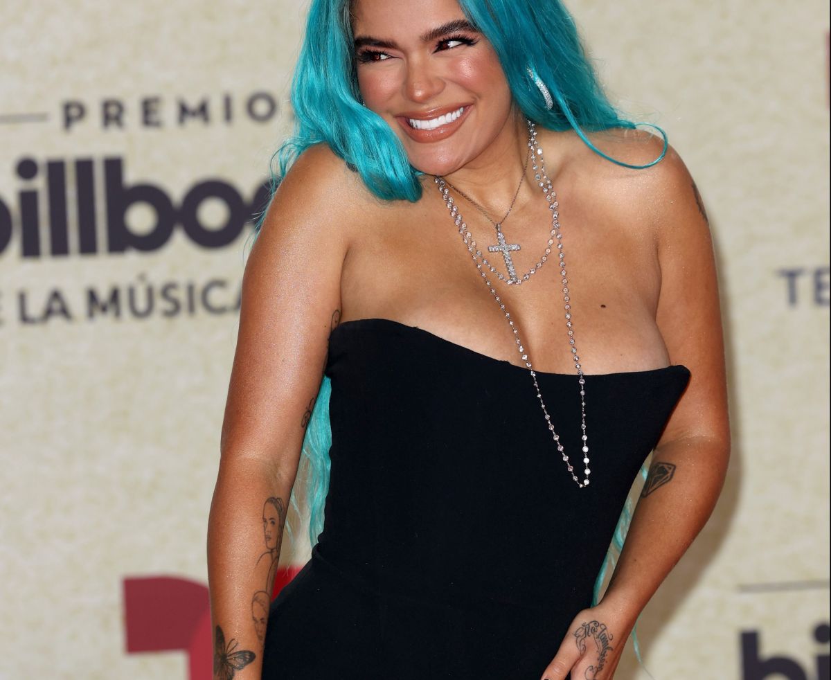 Karol G showed up and down at the 2021 Billboard Latin Music Awards and triumphs as Female Artist of the Year
