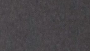 Lili Estefan recibió un inmenso arreglo de flores en la puerta de su casa .