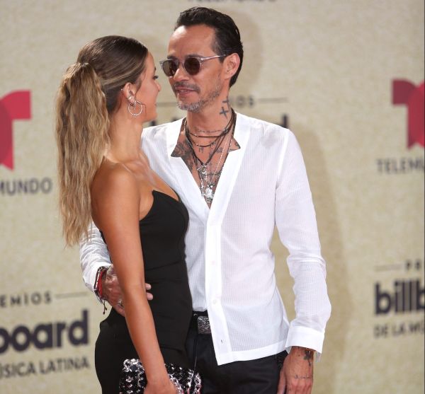 Marc Anthony presentó a su nueva novia en los Premios Billboard 2021 ...