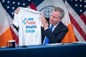 Crean el Cuerpo de Salud Pública de NYC para hacer seguimiento a la era post COVID-19