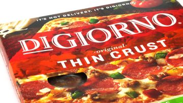 Nestlé retira de la venta más de 27,000 libras de la pizza congelada DiGiorno