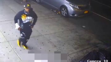 Preso en cárcel Rikers Island es acusado por muerte de quinceañero baleado en Harlem