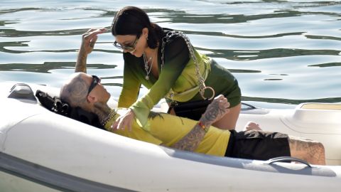 Kourtney Kardashian reacciona a las críticas de Scott Disick.