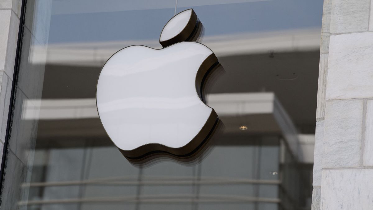Apple: employees free to complain about wages, working hours and conditions