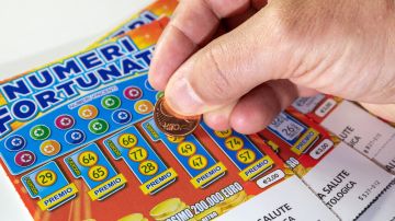 Devuelve billete de lotería premiado con $1 millón