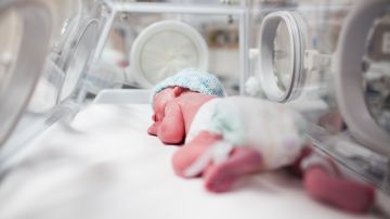 Prueba de ADN reveló que bebés fueron intercambiadas al nacer