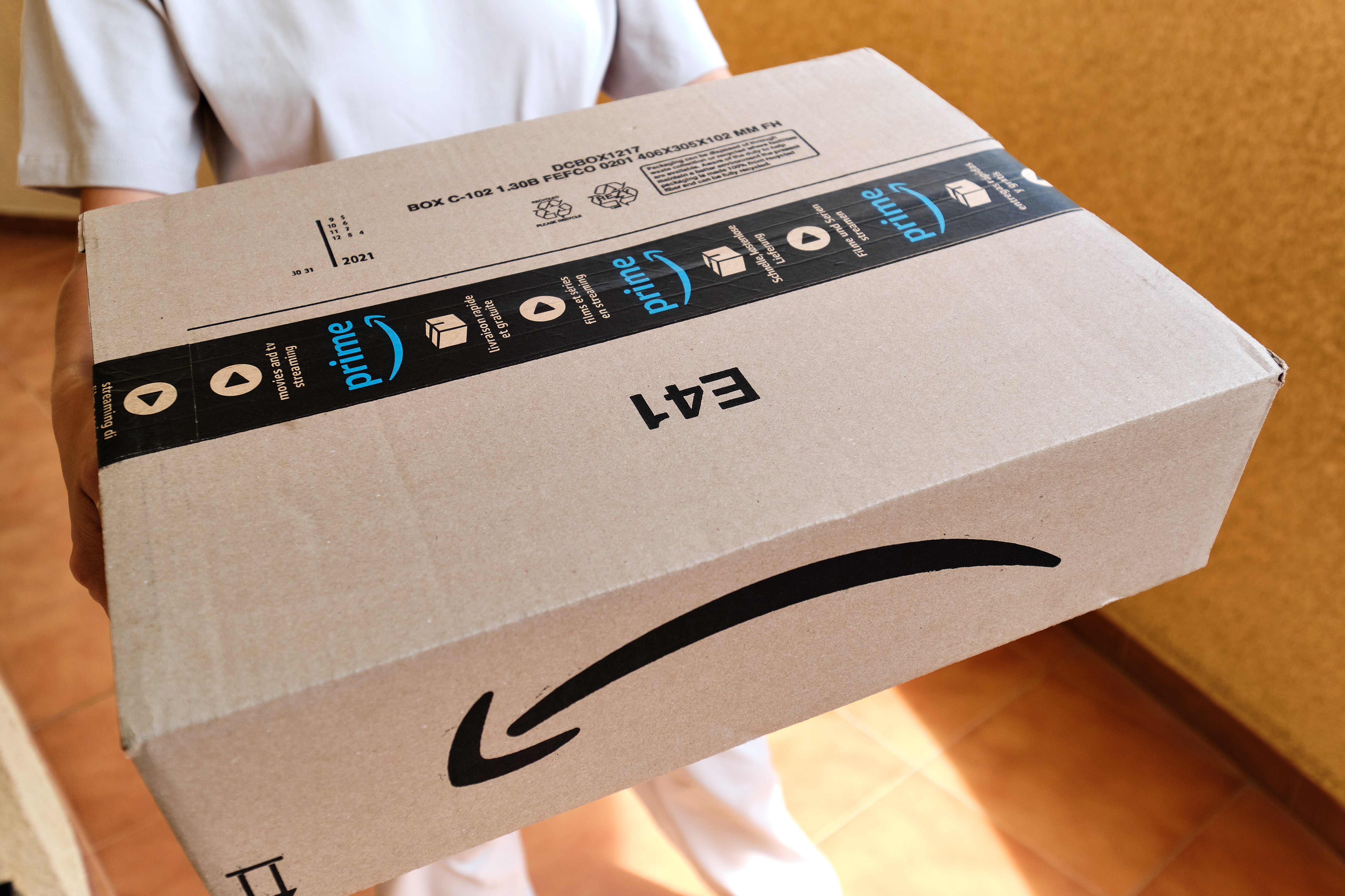 Repartidora de Amazon se vuelve viral tras dar a conocer el detalle de una casa que la hacía sumamente insegura