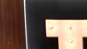 Karina Banda junto a Rafael Araneda, conductores de "Enamorándonos USA".