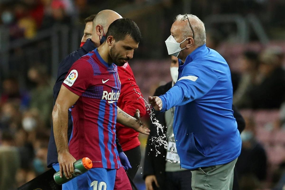 Sergio Agüero will remain in the hospital to rule out any serious heart problem