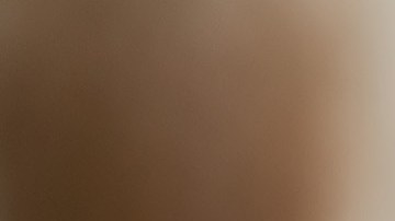 El actor y comediante mexicano protagonizará el primer show bilingüe de la plataforma.