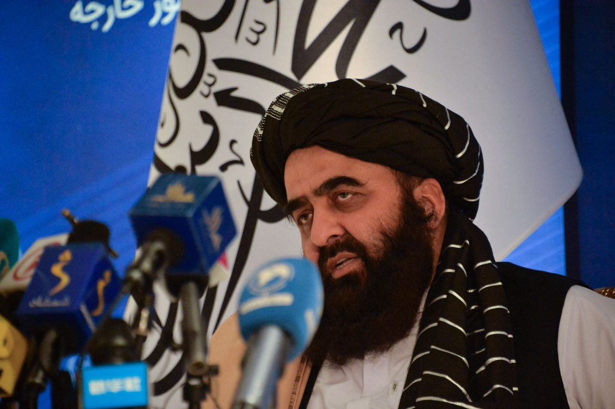 Talibanes piden a EE.UU. el desbloqueo de fondos internacionales durante la primera reunión presencial entre ambas naciones / Imágen referencial del canciller interino afgano