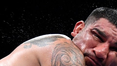 Ruiz derrotó a Chris Arreola en su última pelea de este año.