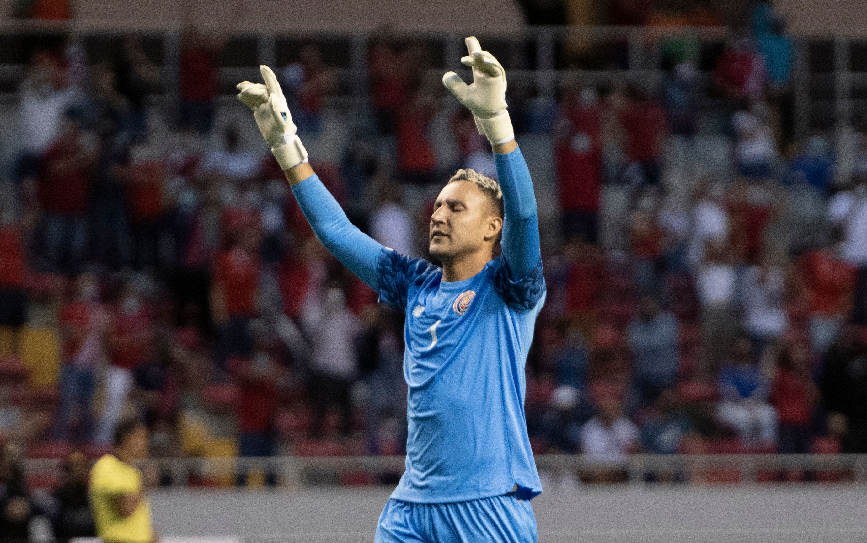 En seis minutos: Ruiz y Borges hacen soñar a Costa Rica y frenan a El Salvador