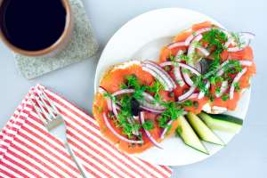 Según la ciencia, desayunar salmón es la mejor manera de aumentar la ingesta de vitamina D y fortalecer la salud inmune