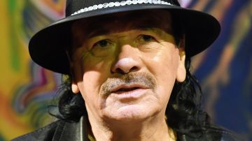 Carlos Santana es pionero de la fusión de géneros tropicales y rock
