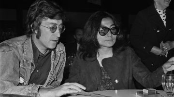 Tiktoker visita el edificio donde vivió John Lennon en NY: Recuerda la historia detrás