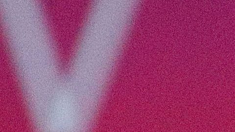 Gloria Estefan revela que fue abusada sexualmente a los 9 años: “Él era familia”