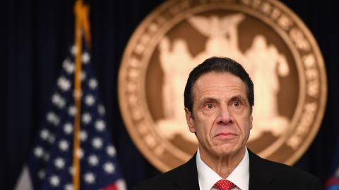 Andrew Cuomo ha sido acusado oficialmente de un delito sexual.