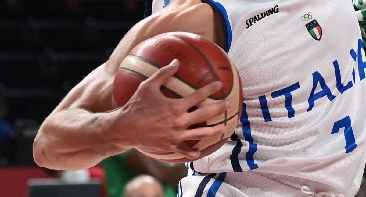 Tragedy in Italy: basketball player died after cardiac arrest in a game