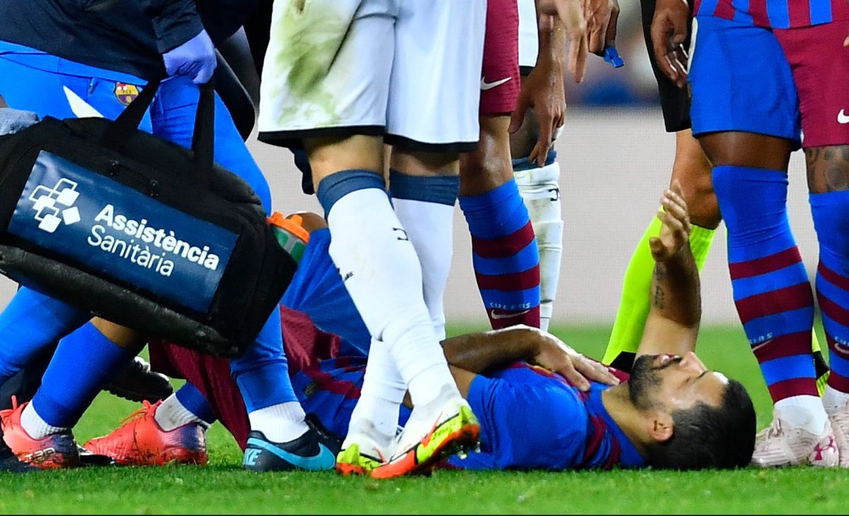 Scare in Barcelona: Kun Agüero left the field with chest pain and breathing difficulties