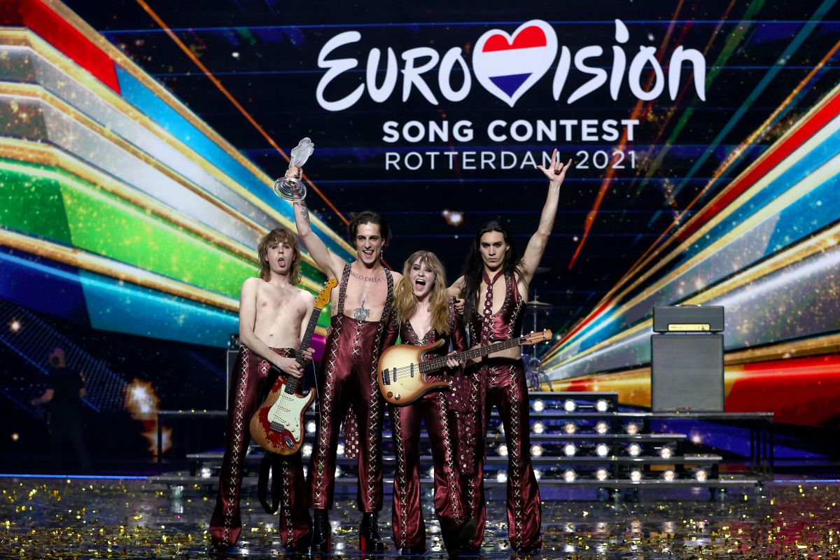 Thomas Raggi, Damiano David, Victoria De Angelis y Ethan Torchio, reaccionan tras haber ganado la gran final con su canción "Zitti e buoni" durante la edición 65º de la Eurovisión 2021.