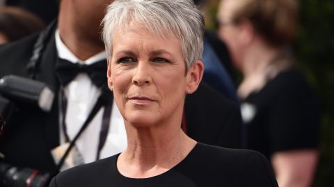 Jamie Lee Curtis asiste a la 67th Primetime Emmy Awards el 20 de septiembre de 2015.