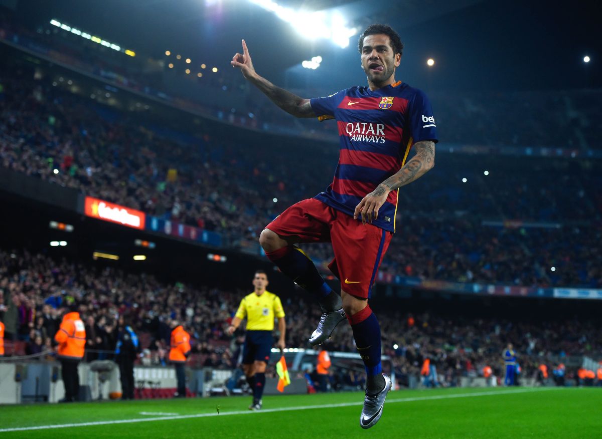 Bombshell at FC Barcelona: Dani Alves wants to return to the Camp Nou and play with the Catalan team