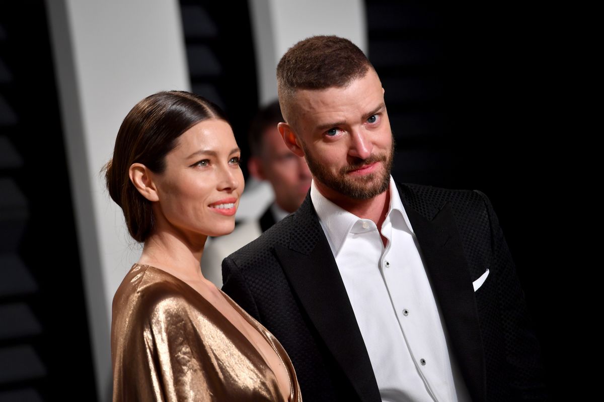 Photos: Justin Timberlake and wife put Hollywood Hills mansion up for sale