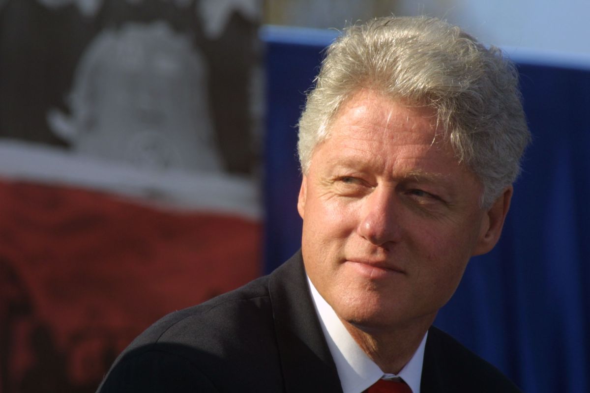 Bill Clinton, hospitalized for an infection