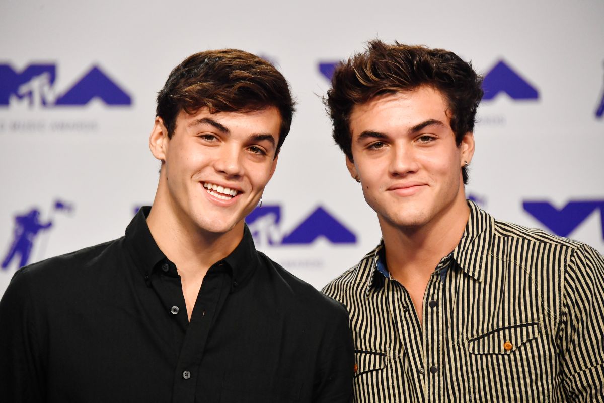 Youtubers Ethan and Grayson Dolan sold their modern mansion in Encino